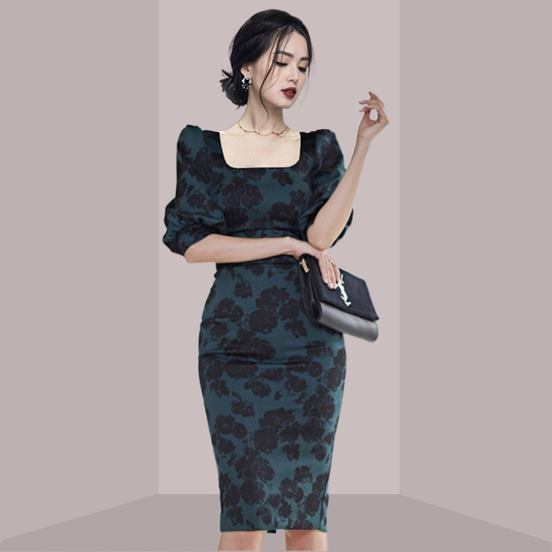 Gaun midi bermotif bunga yang  - French Vintage Floral Midi Dress ulasan dan harga